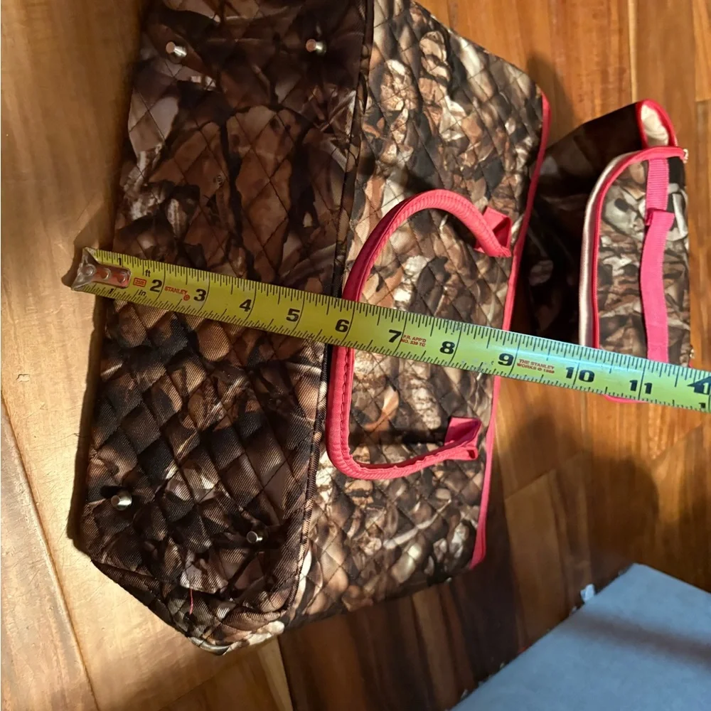 N.Gil Quilted Camo Tote Bag‎ w/ Matching Cosmetic Pouch Pink Trim euc